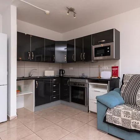 Tranquil 1 Bedroom Communal Heated Pool Lägenhet *